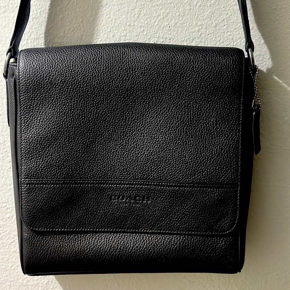 SOLD 
BRAND NEW Coach map bag ..